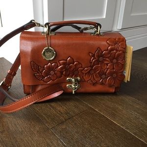 New NWT Patricia Nash Chaconne Hand tooled crossbody top handle purse New